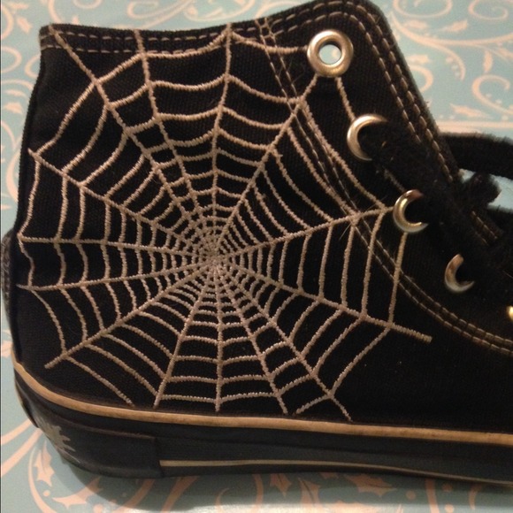 Spider Web High Tops - Picture 4 of 4