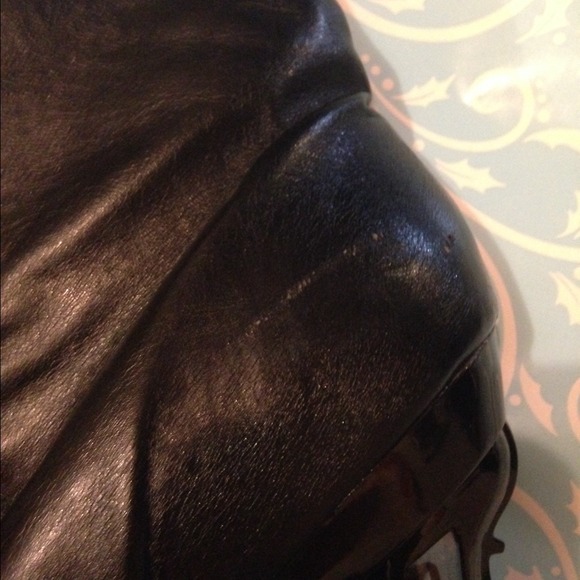 Gun Trigger High Heels - Picture 4 of 4