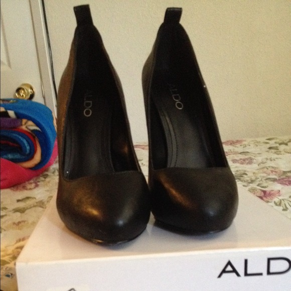 Aldo Magelby black pumps