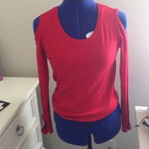 Cute cold shoulder red sweater with cut sleeves ❤️