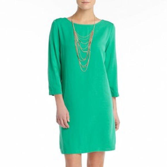 SOLD IN BUNDLE Green shift dress by MNG