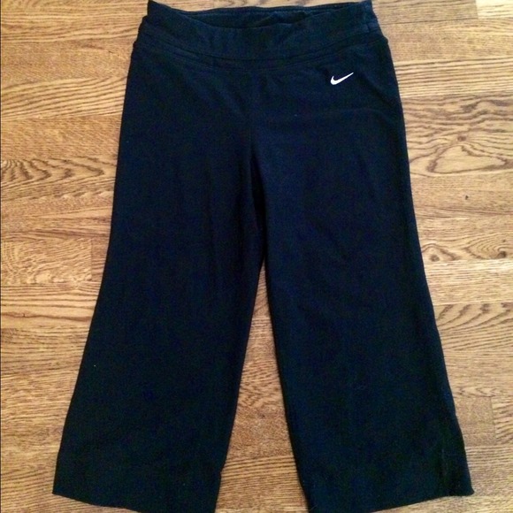 Nike dryfit athletic capris