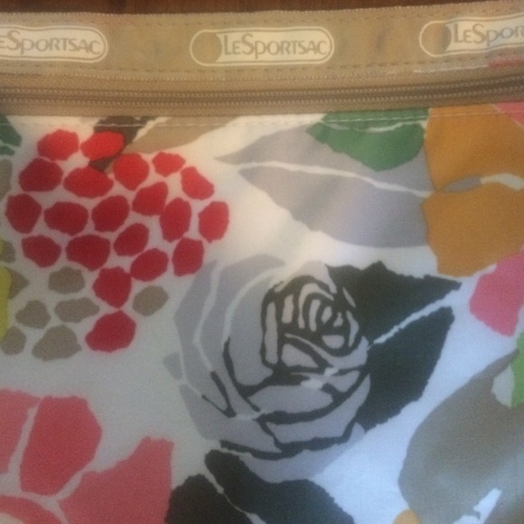 New! LeSportsac cosmetic pouch bag small! Nylon - Picture 2 of 2