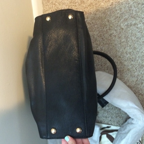 Michael Kors Large Black Hamilton Tote - Picture 4 of 4