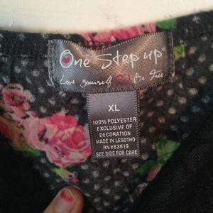 Black and pink florar tank top