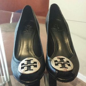 Tory Burch wedges NWOT
