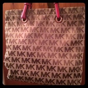 Michael Kors tote