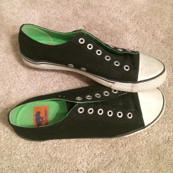 Black Laceless Rocketdog Sneakers