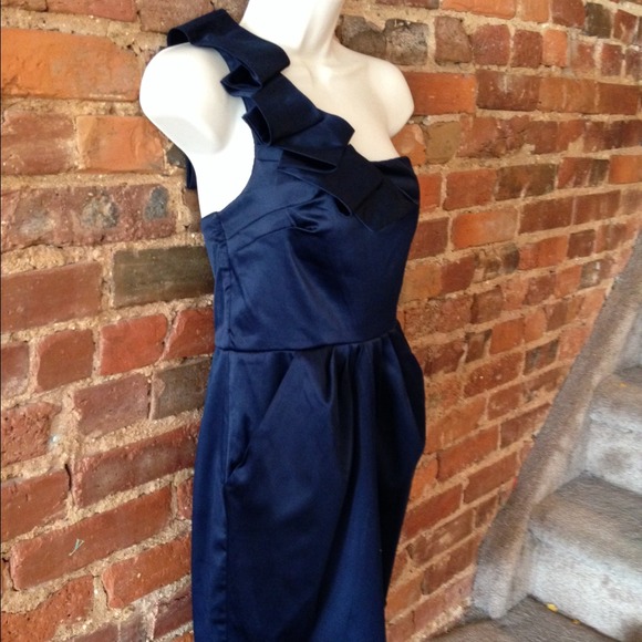 Cocktail dress - Picture 2 of 3