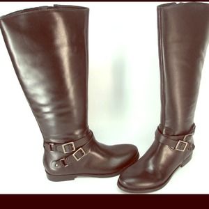 GET YOUR CROP AND RIDE BABY New in Box MATISSE 8.5