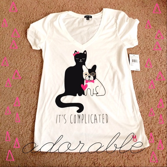 Cozy Zoe Cat & Dog T-shirt in White