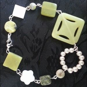 Unique green and pearl tone bracelet