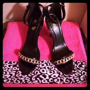 Gold chain heels