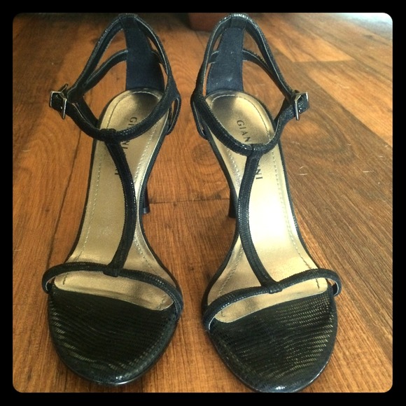 Sexy Gianni Bini Black Strap Heels