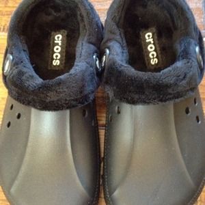 ⛔️SOLD⛔️NWOT black Crocs