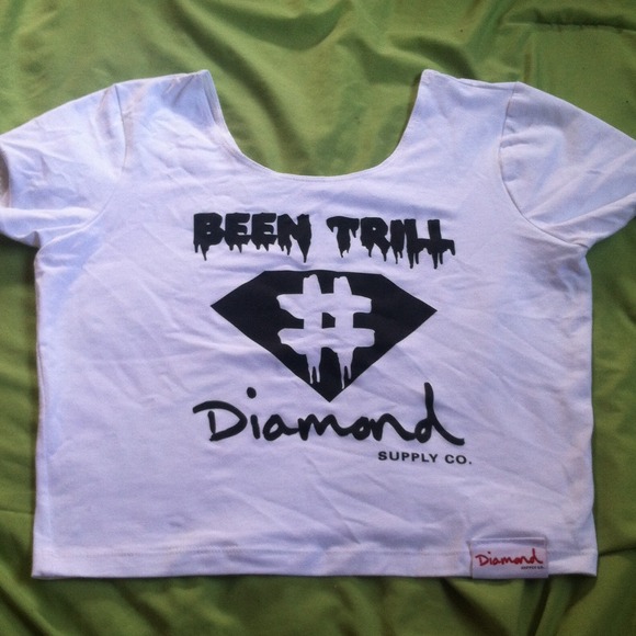 Been trill / diamond supply crop top