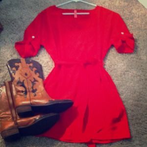 Fabulous Red Dress for all seasons ! Sz M