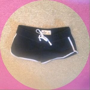 NAVY HOLLISTER SHORTS