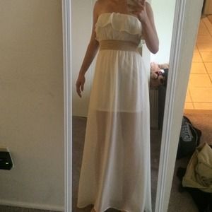 Beautiful off white dress