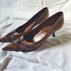 Sergio Rossi Shoes - ✨REDUCED: Sergio Rossi leather heels Sergio Rossi Shoes - ✨REDUCED: Sergio Rossi leather heels