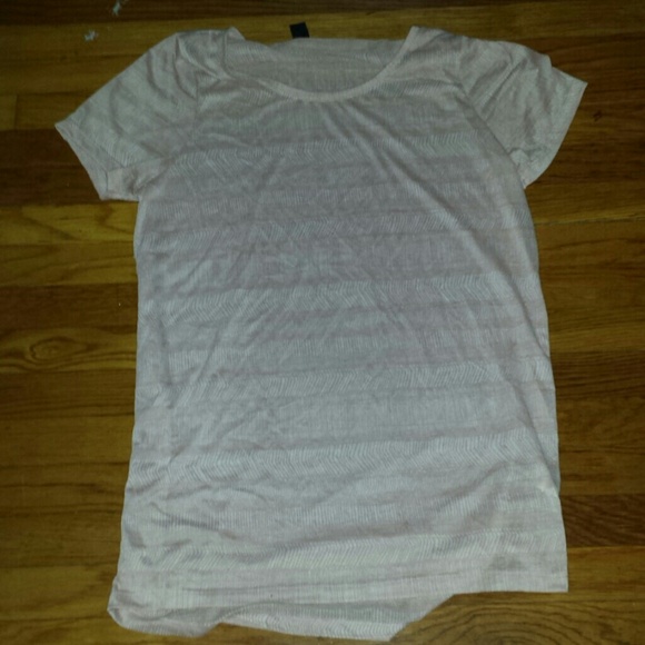Never worn light pink H&M tee shirt! - Picture 1 of 1