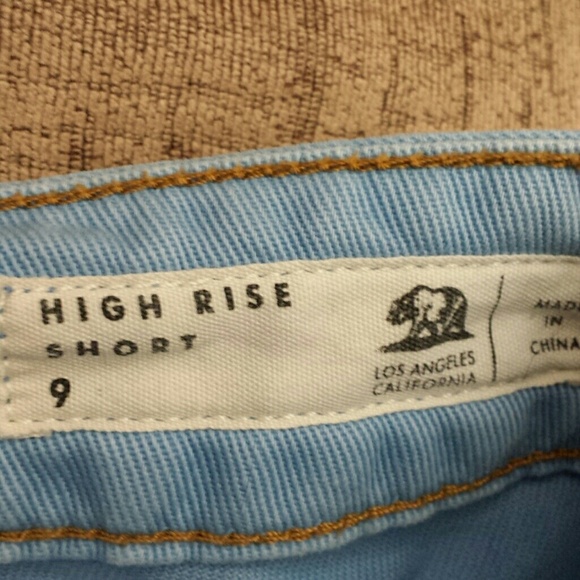 Bullhead high rise shorts! - Picture 3 of 4