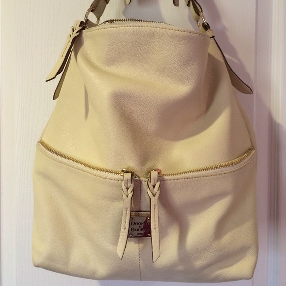 *Authentic* Dooney & Bourke Bag