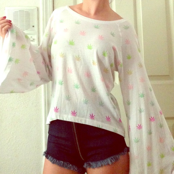 Wildfox Tops - WildFox shirt