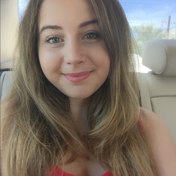 💕Meet your seller!!💕 - Picture 2 of 3