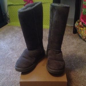 Authentic tall, gray Ugg boots