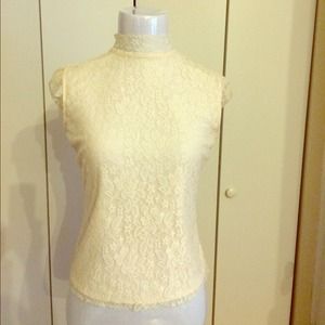 📢🎀Laundry by shelli segal gorgeous  blouse