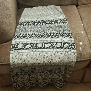 Billabong maxi skirt!