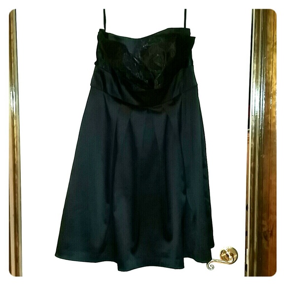 Black strapless dress