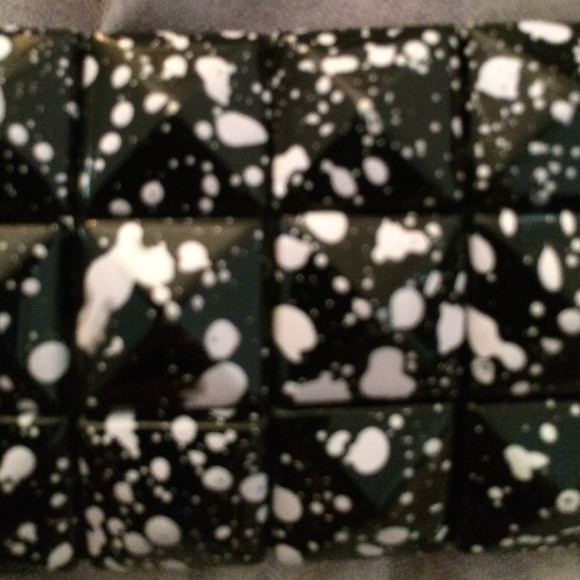 Belt - Picture 2 of 4