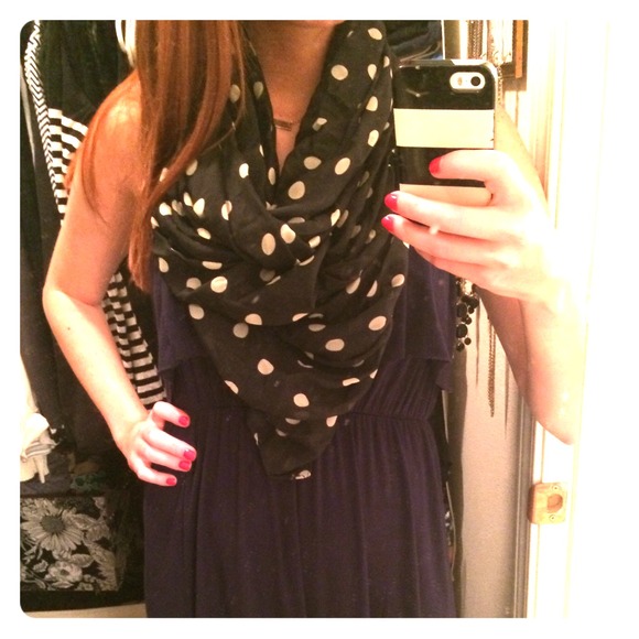Black and cream polka dot scarf