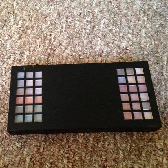 ELF make up - Picture 3 of 3