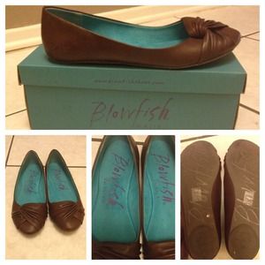 ✂️PRICE CUT!!! Blowfish Dark Brown Flat
