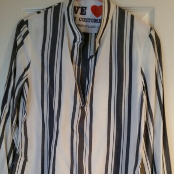 Tory Burch gray and white striped tunic. Size 8
