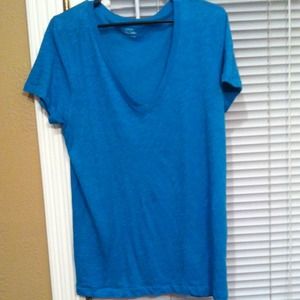 V neck tshirt