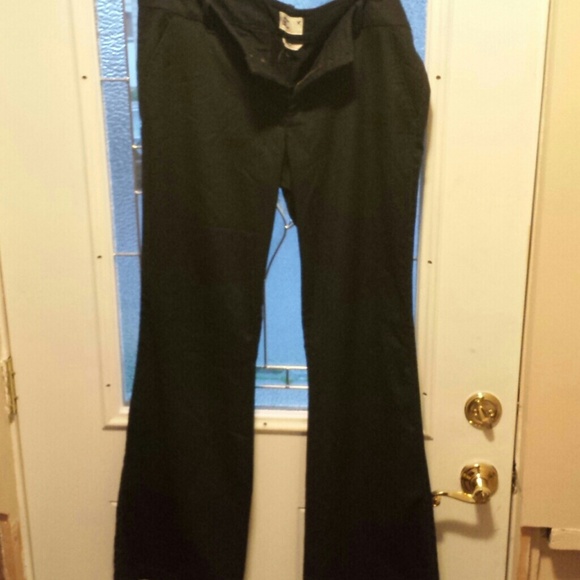 Black American Eagle trousers