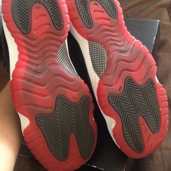 🚫SOLD🚫 Jordan bred 11s - Picture 3 of 4