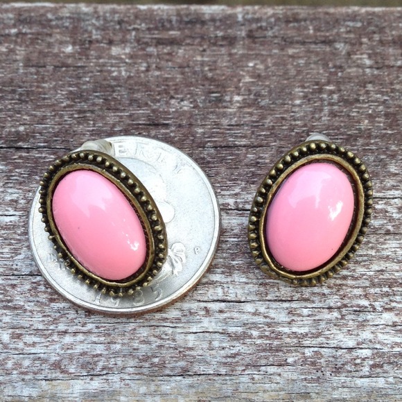 Pink Earrings❌SOLD❌ - Picture 3 of 3
