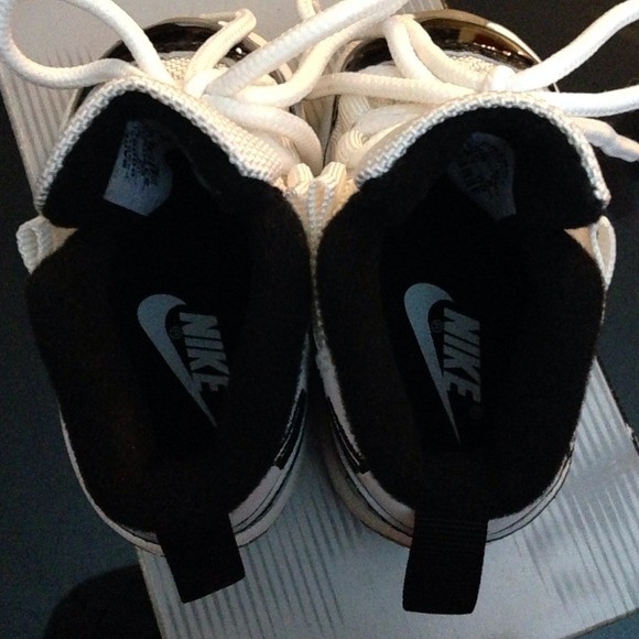 Jordan - Picture 3 of 3