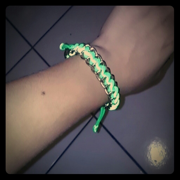 Bracelet