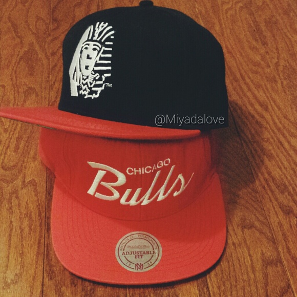 Snap back bundle !!!