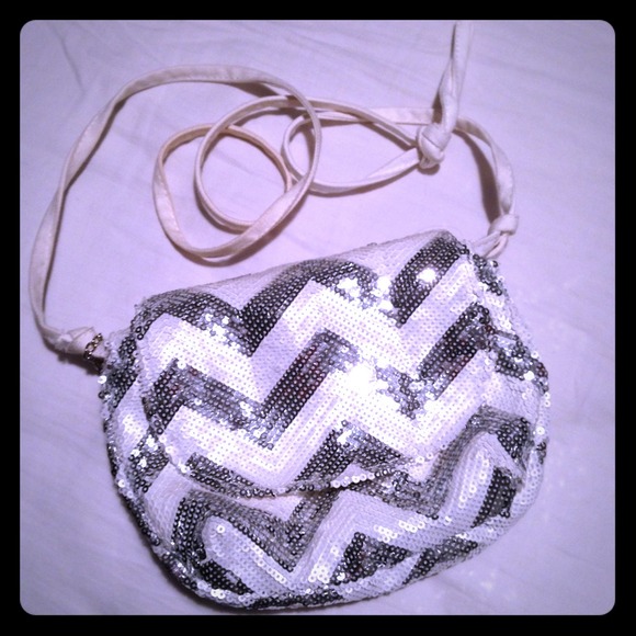 Silver & White Sequin Crossbody - VS PINK