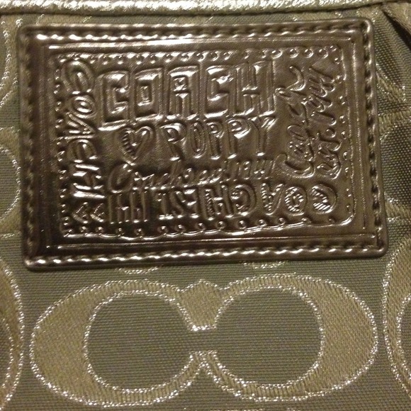 Silver Coach Change Purse - Picture 2 of 3