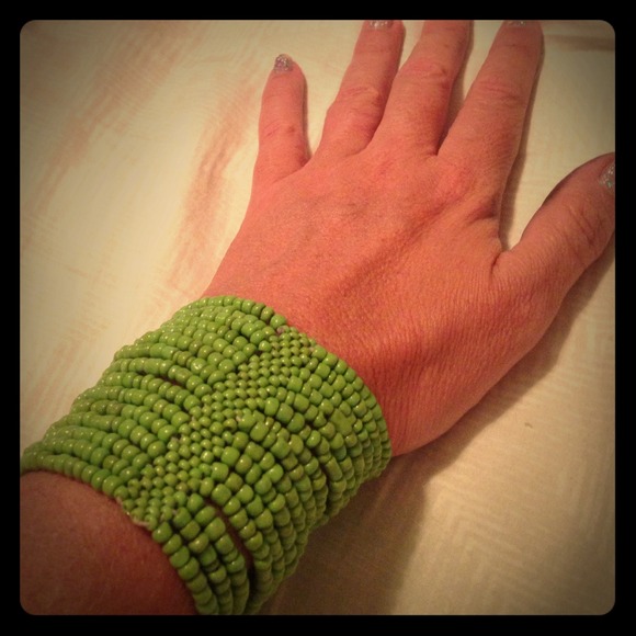 beaded bracelet