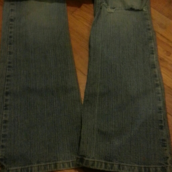 Blue jeans - Picture 2 of 2