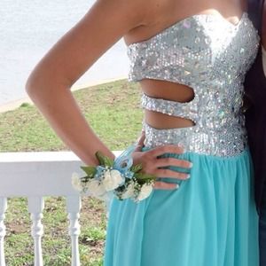 Prom dress